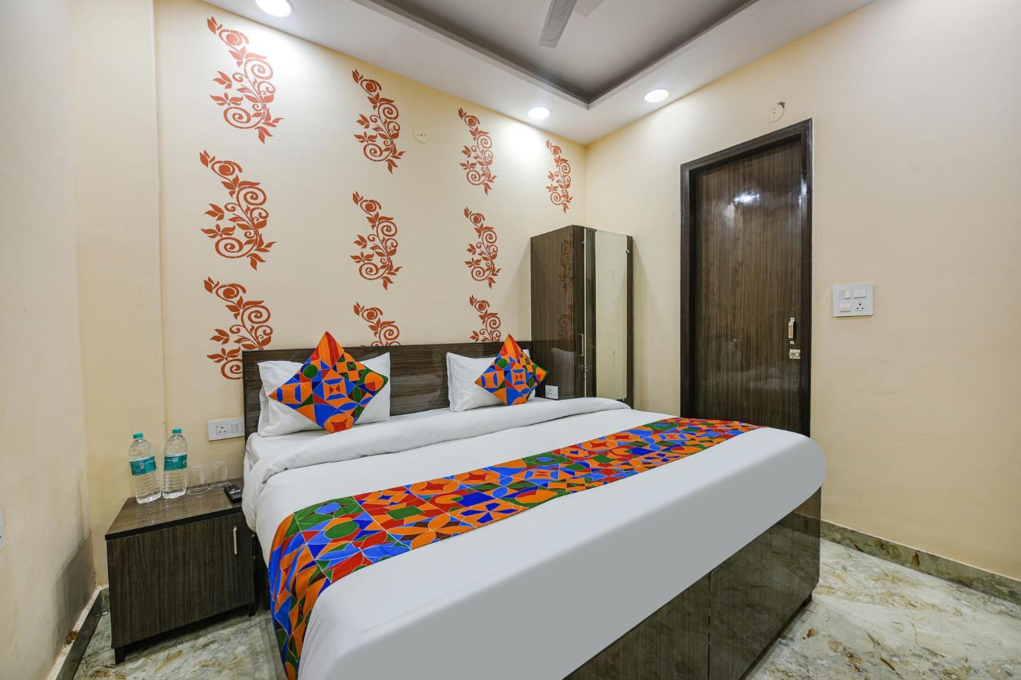 Hotel Fabexpress Unicon Neu-Delhi Exterior foto