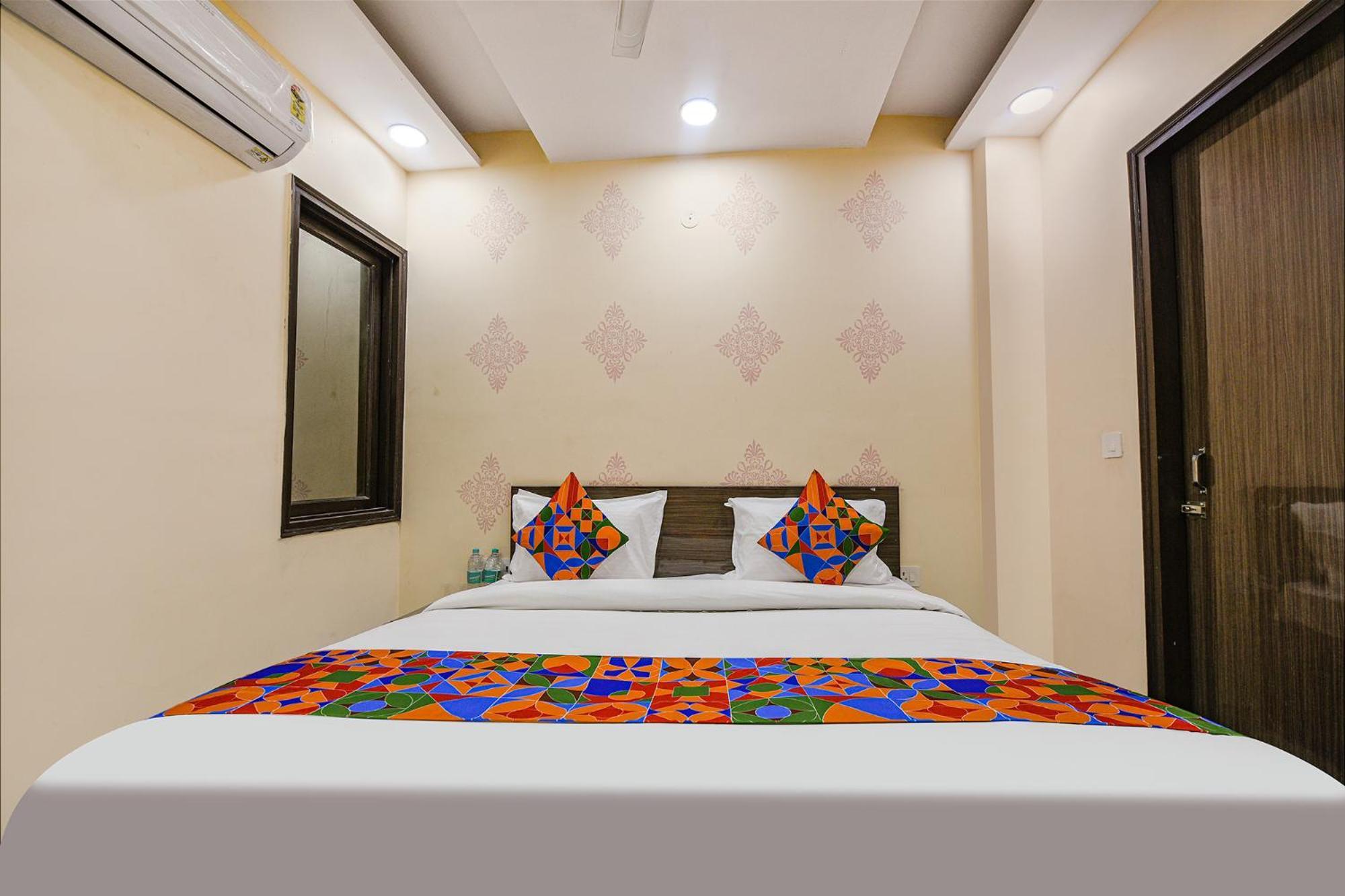 Hotel Fabexpress Unicon Neu-Delhi Exterior foto